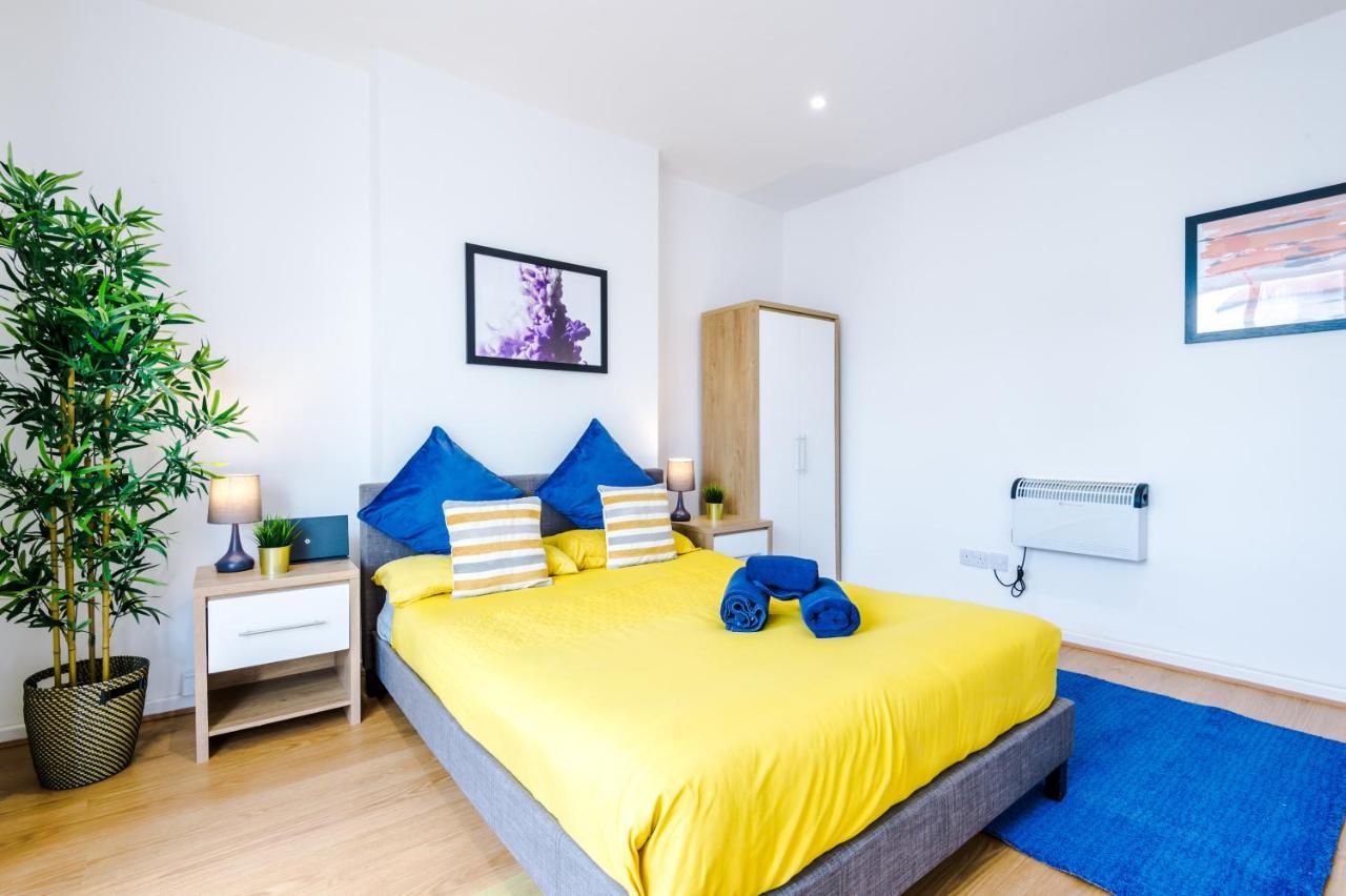 Empire - Charles Street Apartment *