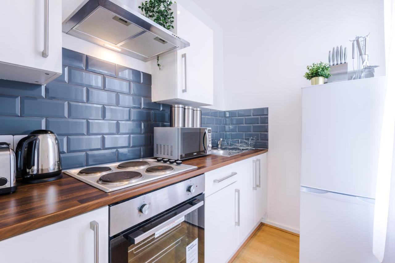 Empire - Charles Street Apartment