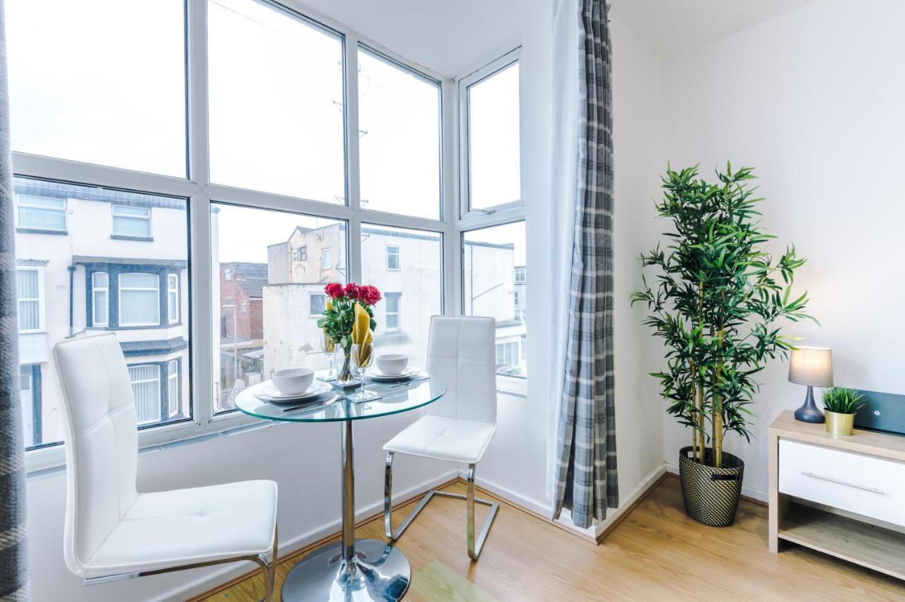 Empire - Charles Street Apartment *
