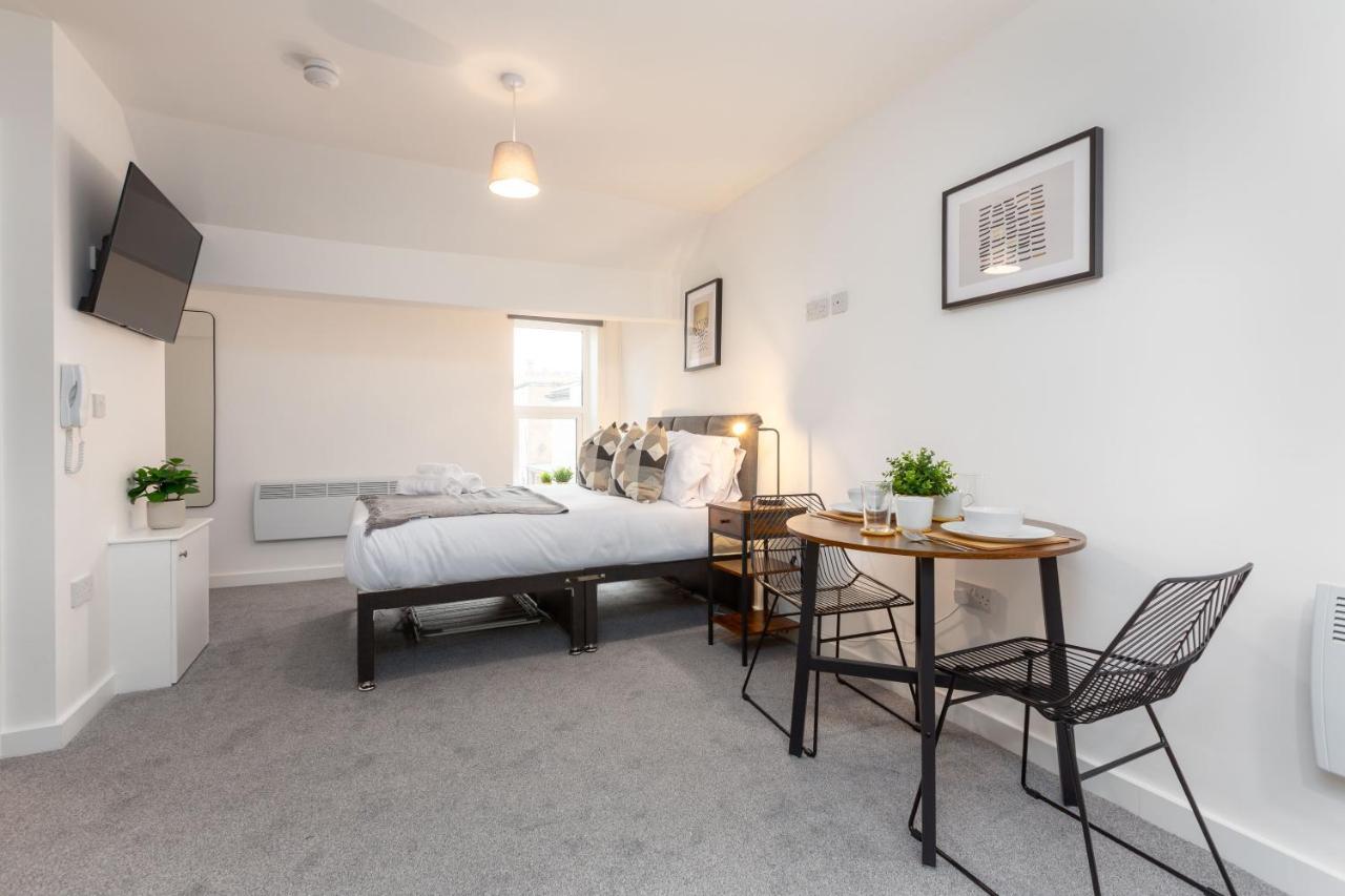 Charles Alexander Short - Charnley House Apartment *