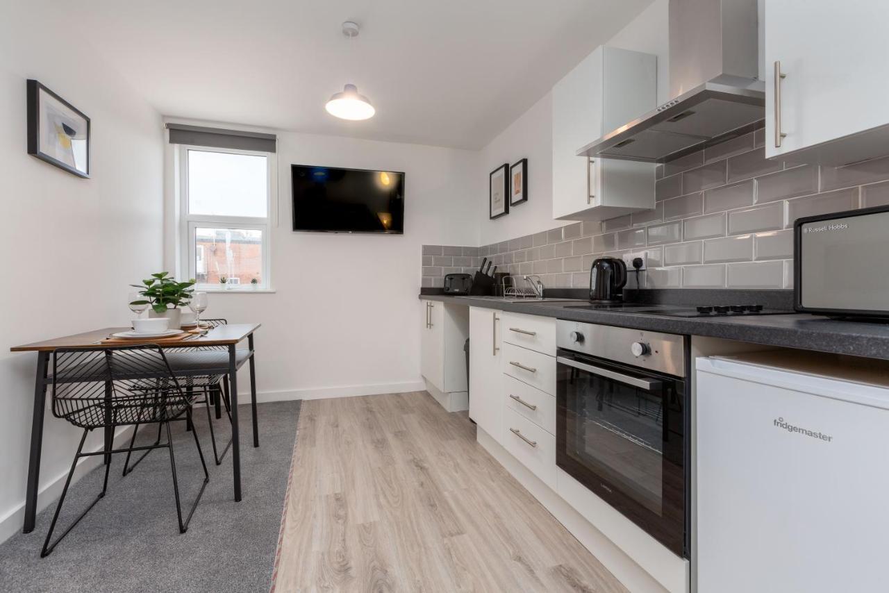 Charles Alexander Short - Charnley House Apartment