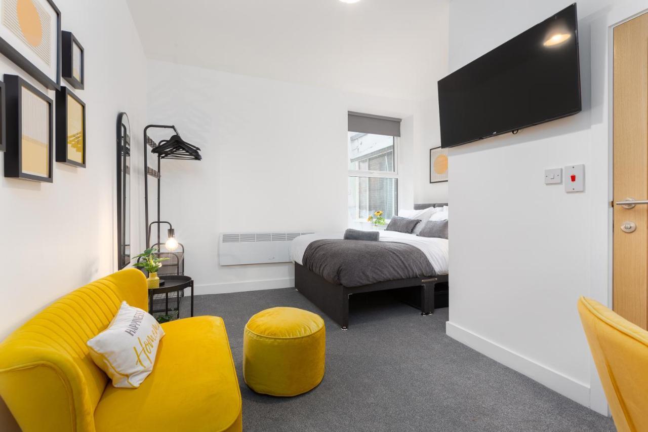 Charles Alexander Short - Charnley House Apartment *