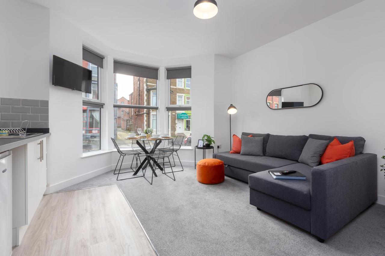 Apartment Charles Alexander Short - Charnley House Blackpool