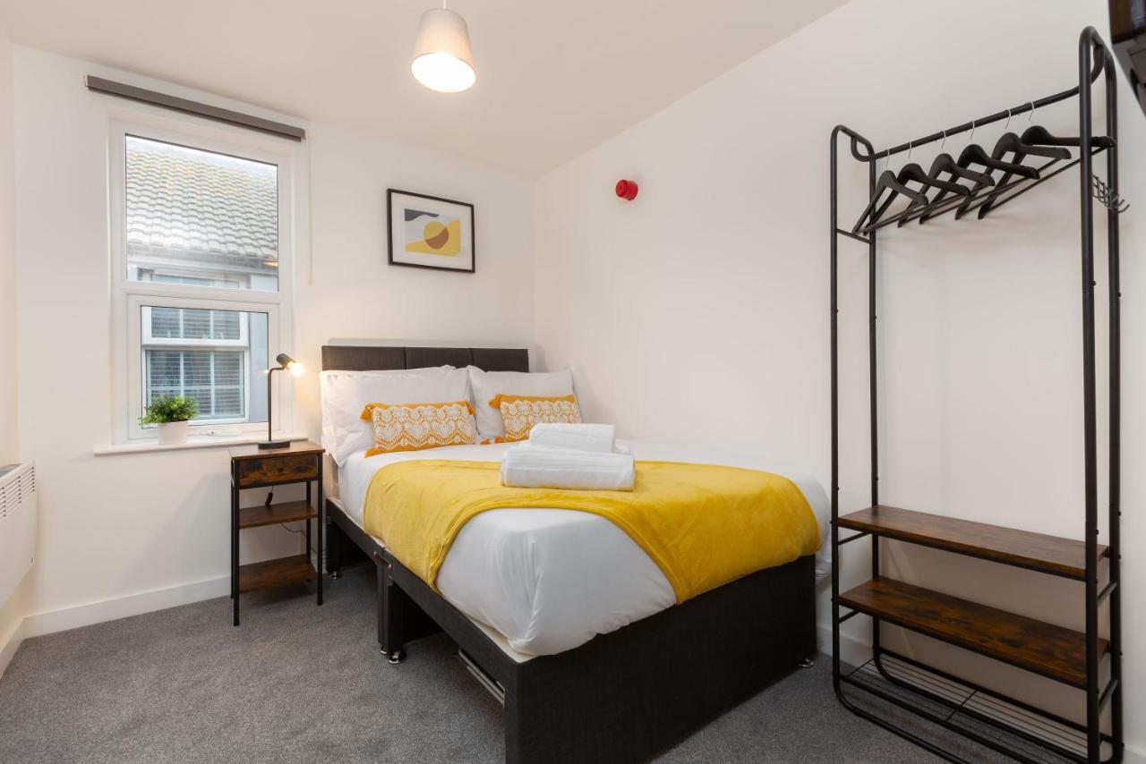 Apartment Charles Alexander Short - Charnley House Blackpool