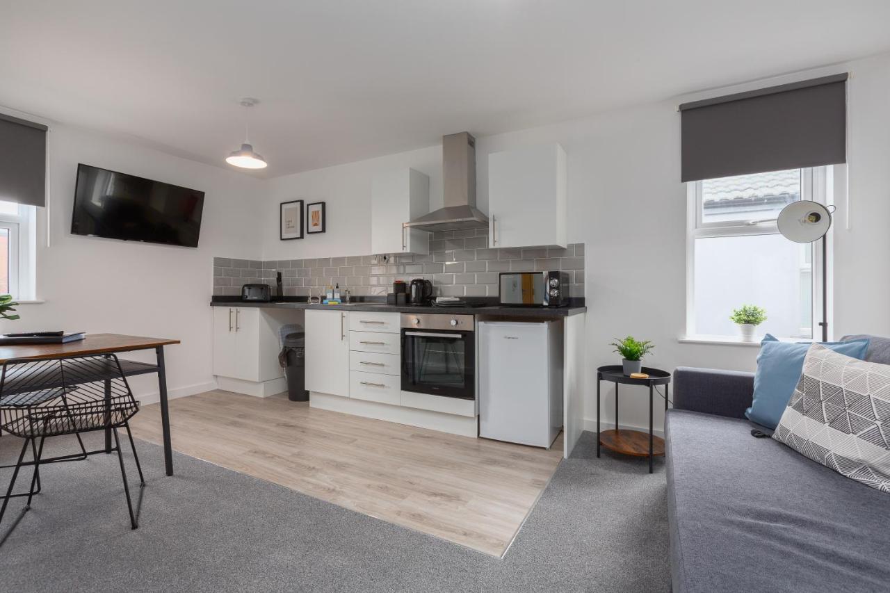 Charles Alexander Short - Charnley House Apartment