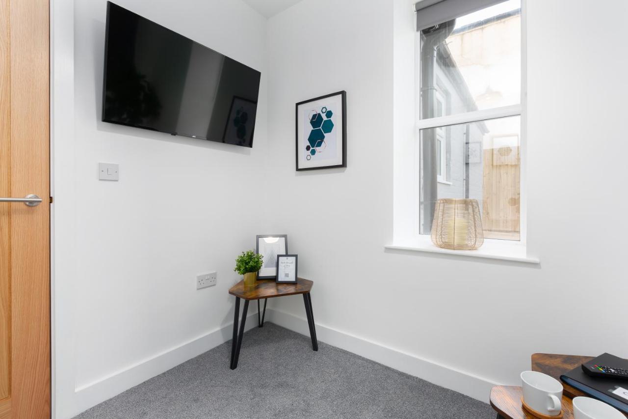 Apartment Charles Alexander Short - Charnley House Blackpool