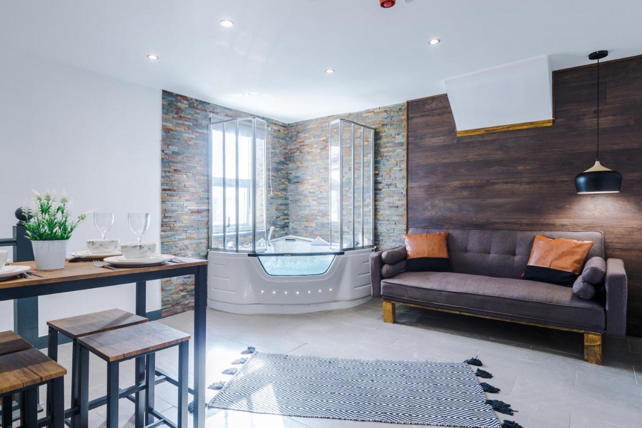 Empire - George St Apartment Blackpool