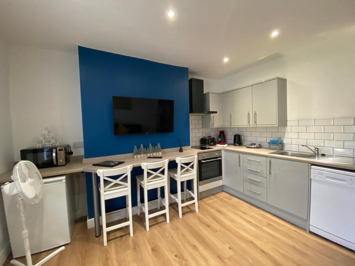 Apartment Abode - 20 Bairstow Street *