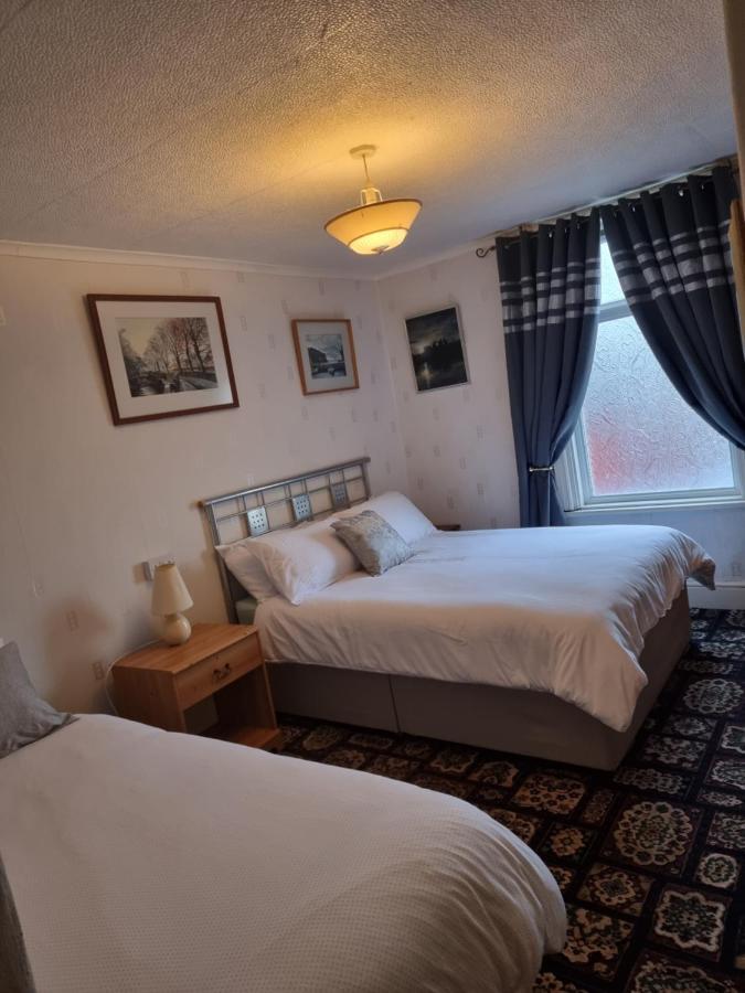 The Glen Stuart Hotel *