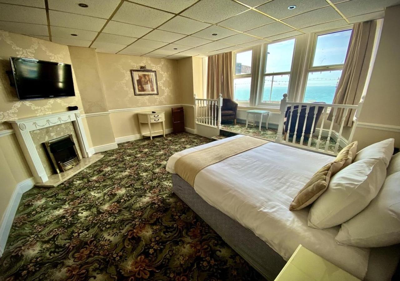 Doric 3* Blackpool