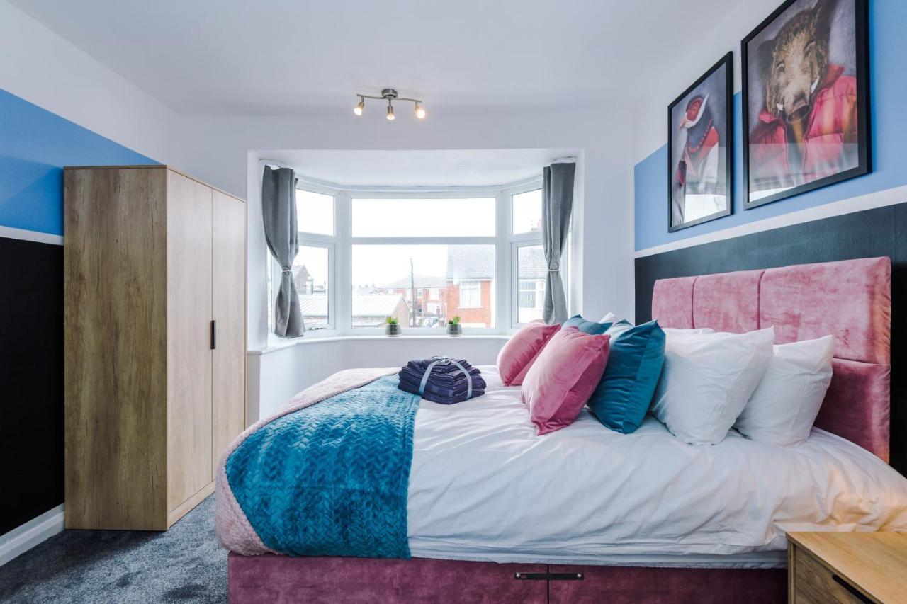Apartment Beautiful Gem In - Parking & Garden *
