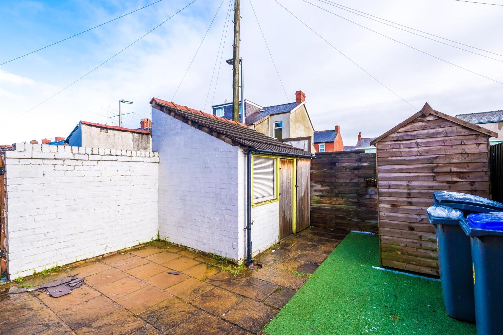 Beautiful Gem In - Parking & Garden * Blackpool