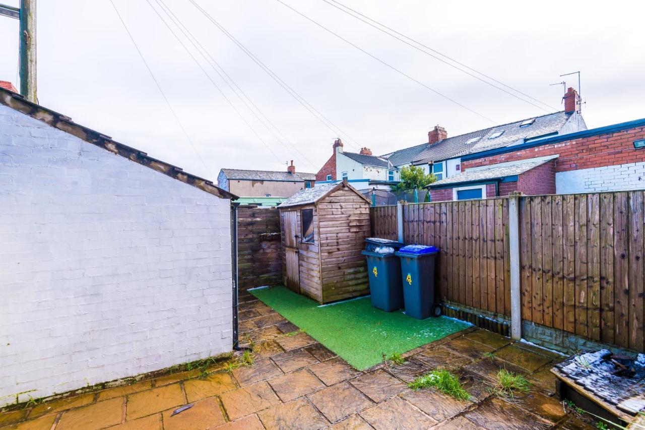 Apartment Beautiful Gem In - Parking & Garden Blackpool