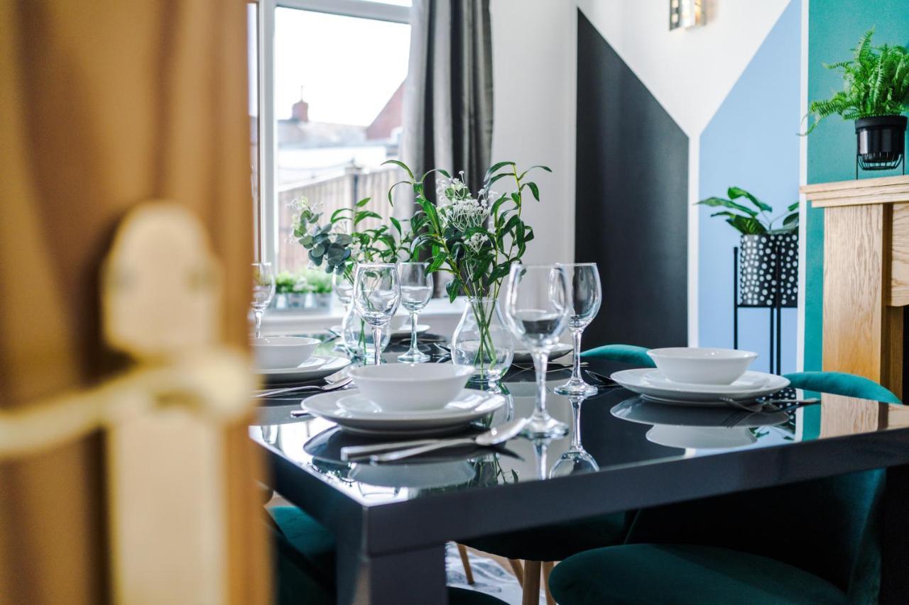 Apartment Beautiful Gem In - Parking & Garden Blackpool