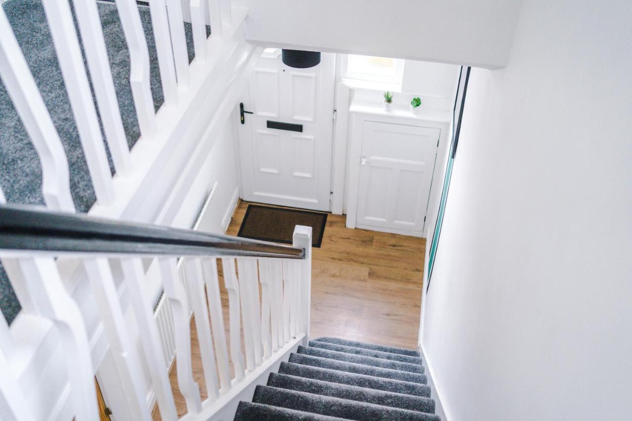 Beautiful Gem In - Parking & Garden * Blackpool