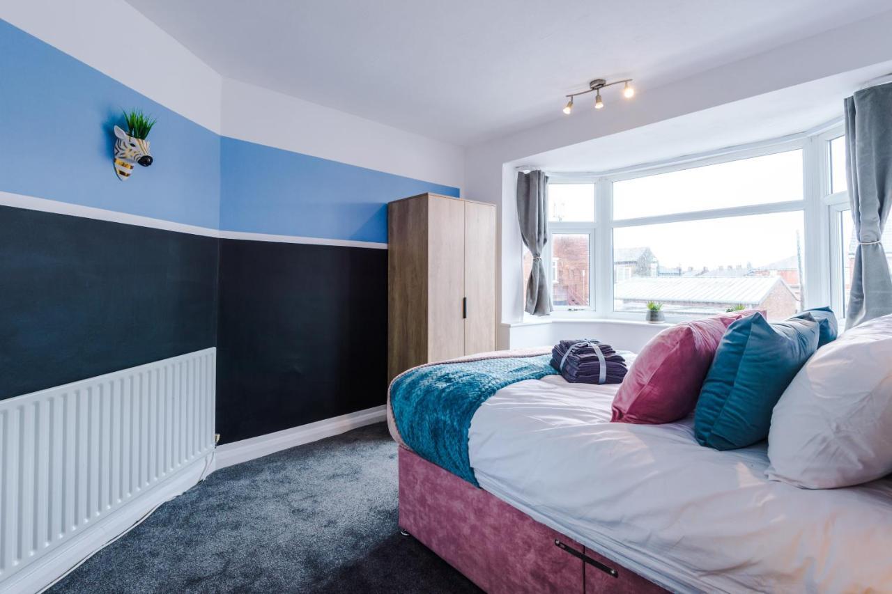 Beautiful Gem In - Parking & Garden Apartment