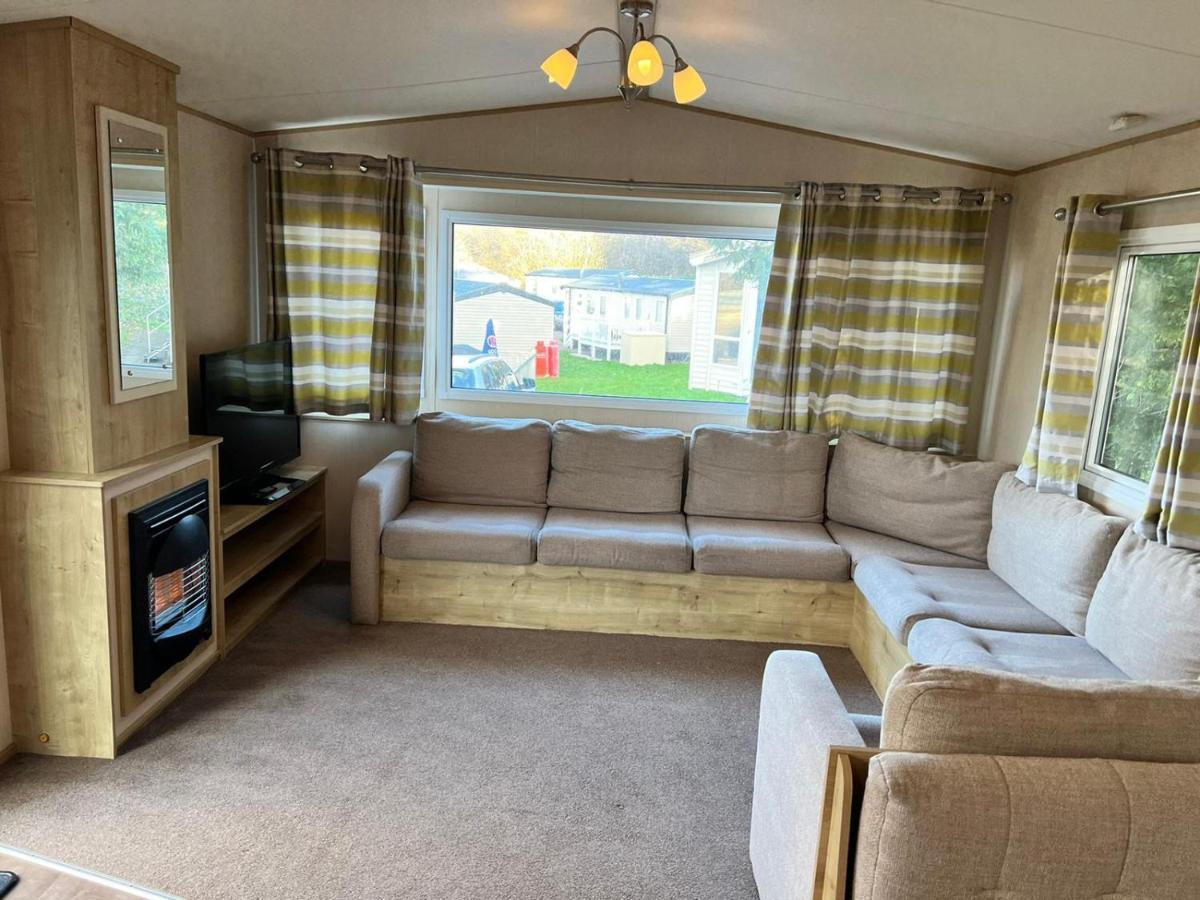 Caravan In Haven Marton Mere Holiday park