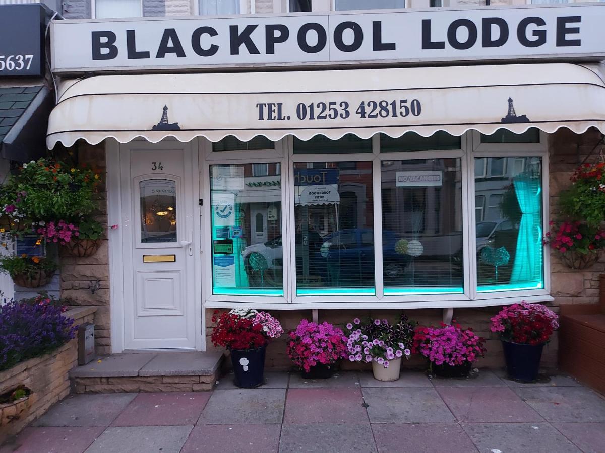 Blackpool Lodge Bed & Breakfast 3*