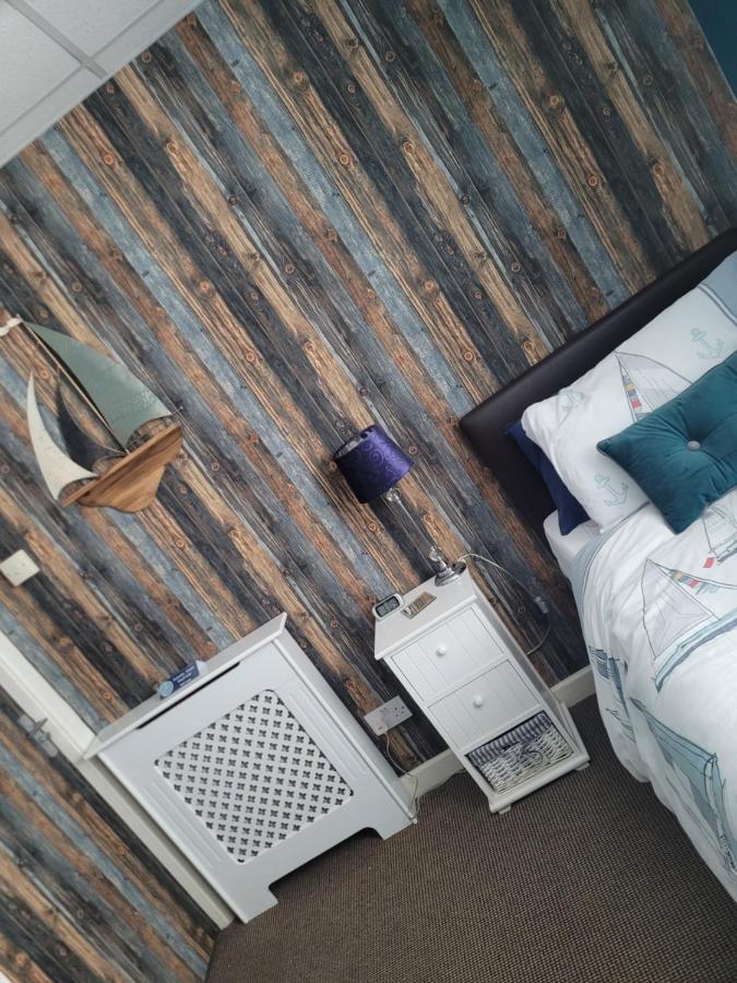 Guest house By The Seaside Blackpool