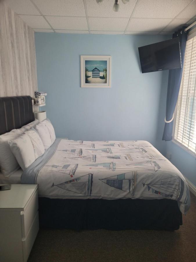 By The Seaside Guest house 4*