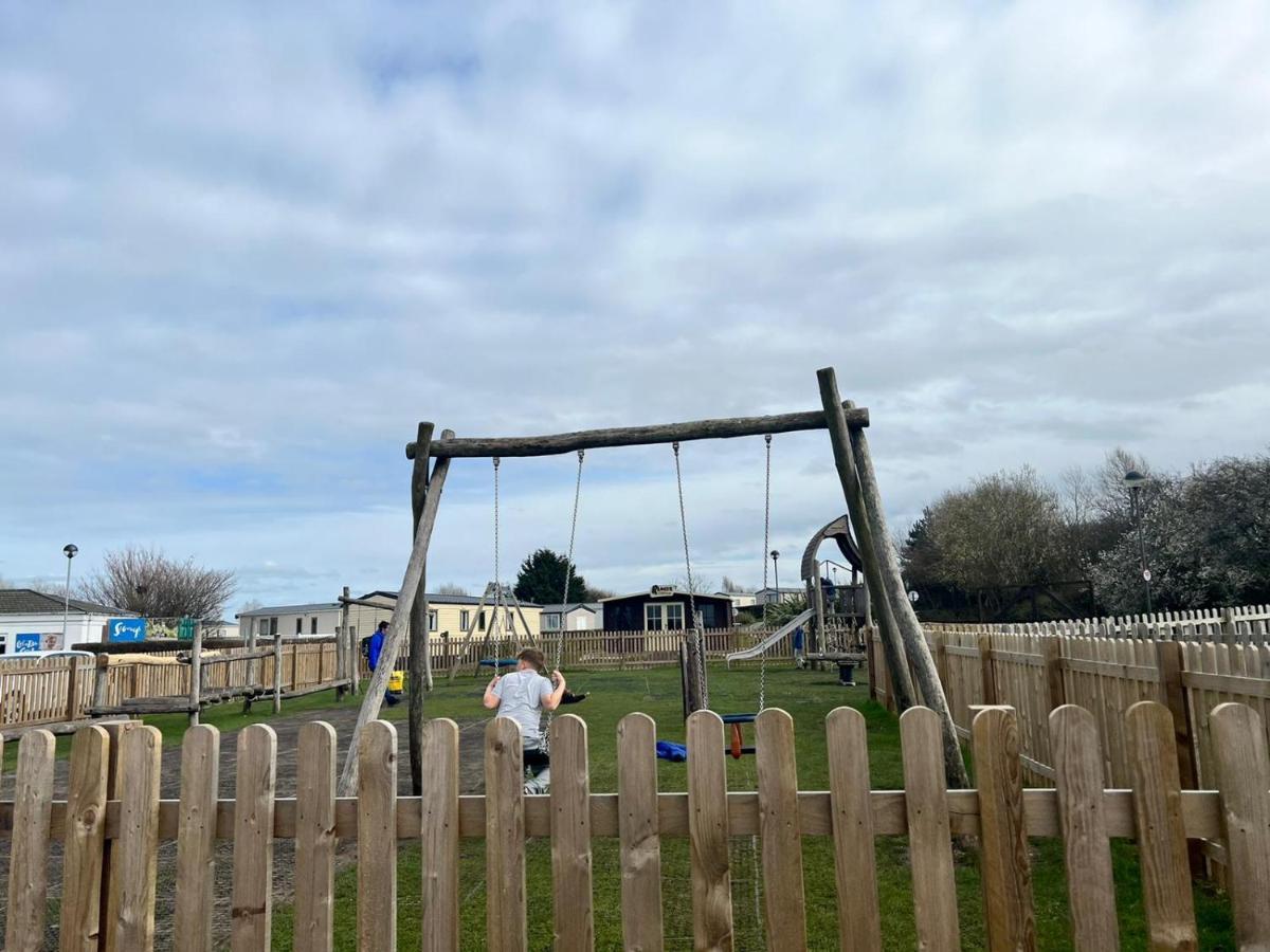 Holiday park Caravan In Haven Marton Mere