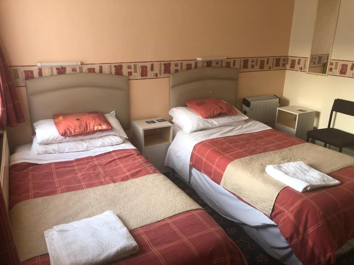 Guest house Brooklands Over 50'S Only Blackpool