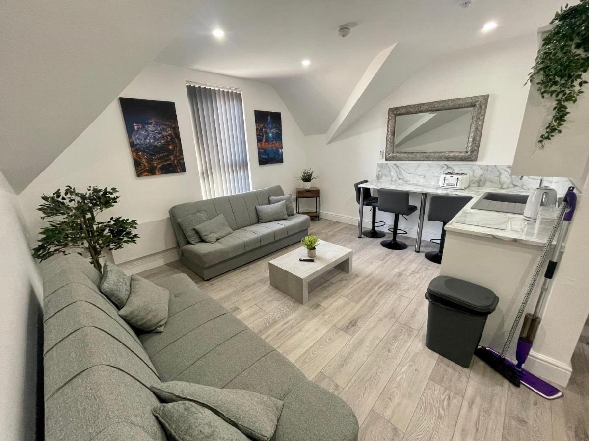 Apartment Osborne Luxury Hot Tub And Jacuzzi Blackpool