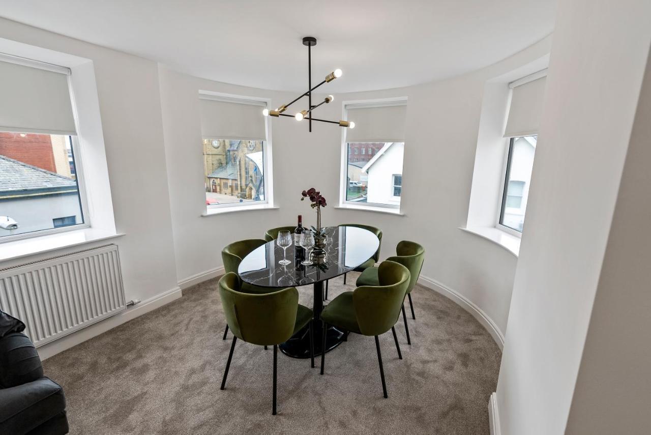 Mode Winter Gardens Apartment