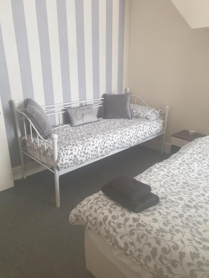 Langroyd Guest house