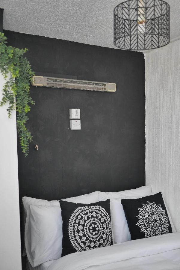 Galaxy Flats Apartment *