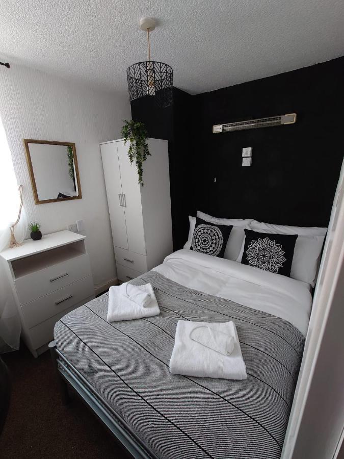Apartment Galaxy Flats Blackpool