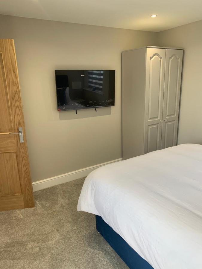 Apartment Willshaw For Families Over 25 Only *