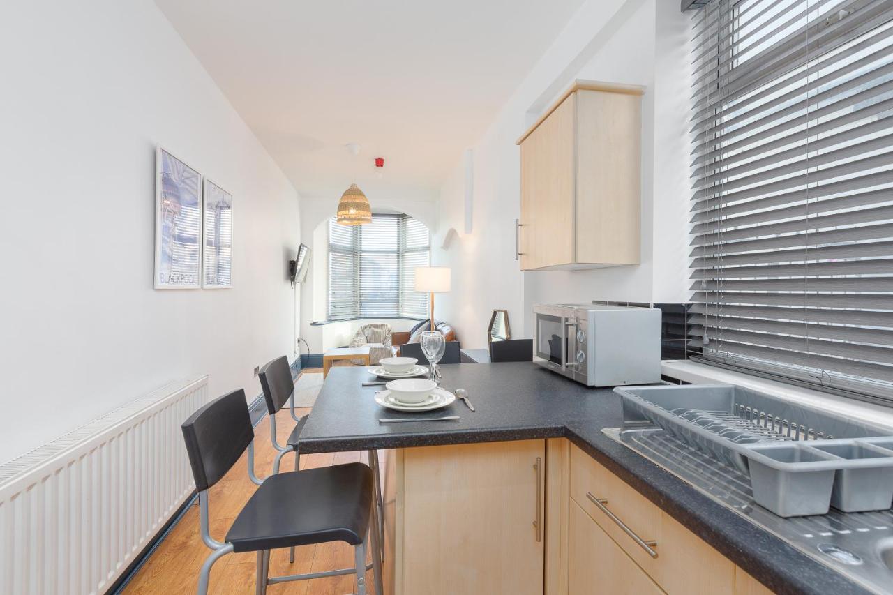 Blackpool Lodge Apartments *