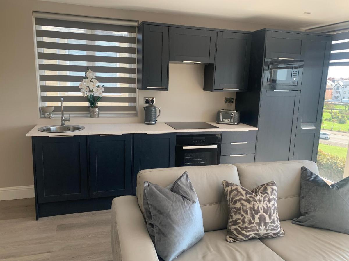 Willshaw For Families Over 25 Only Apartment