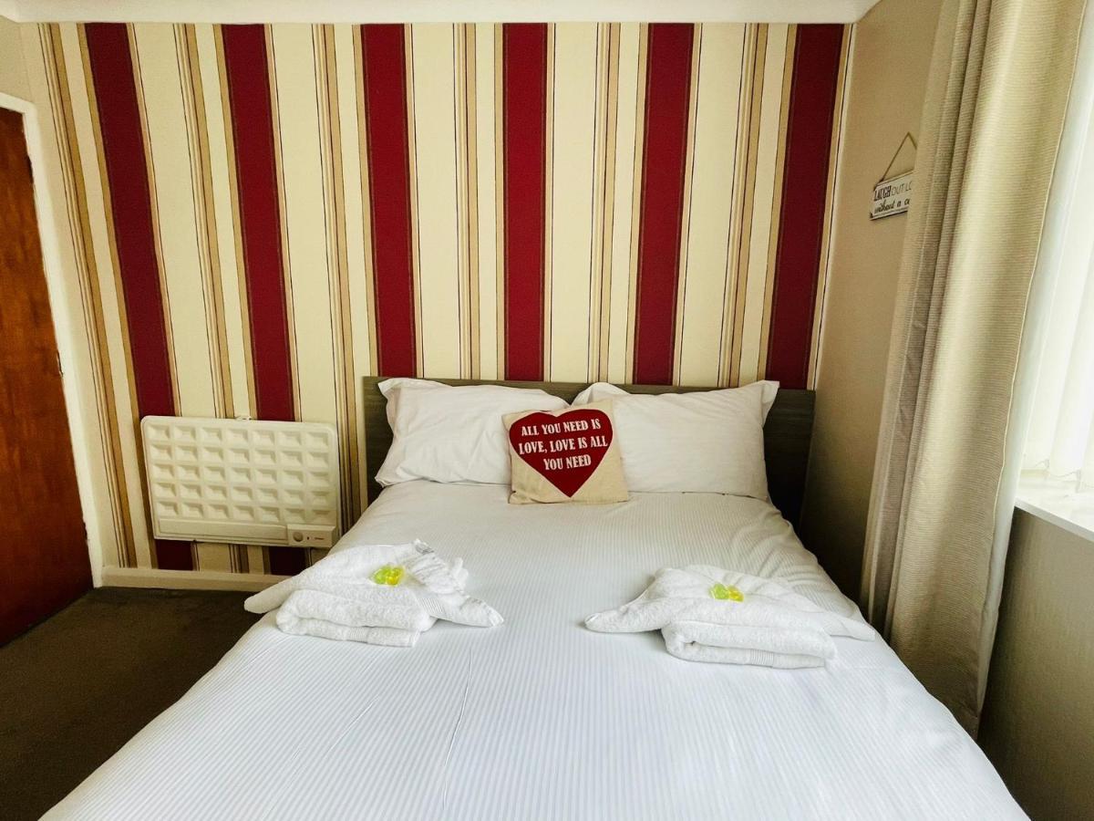 33 Guest house