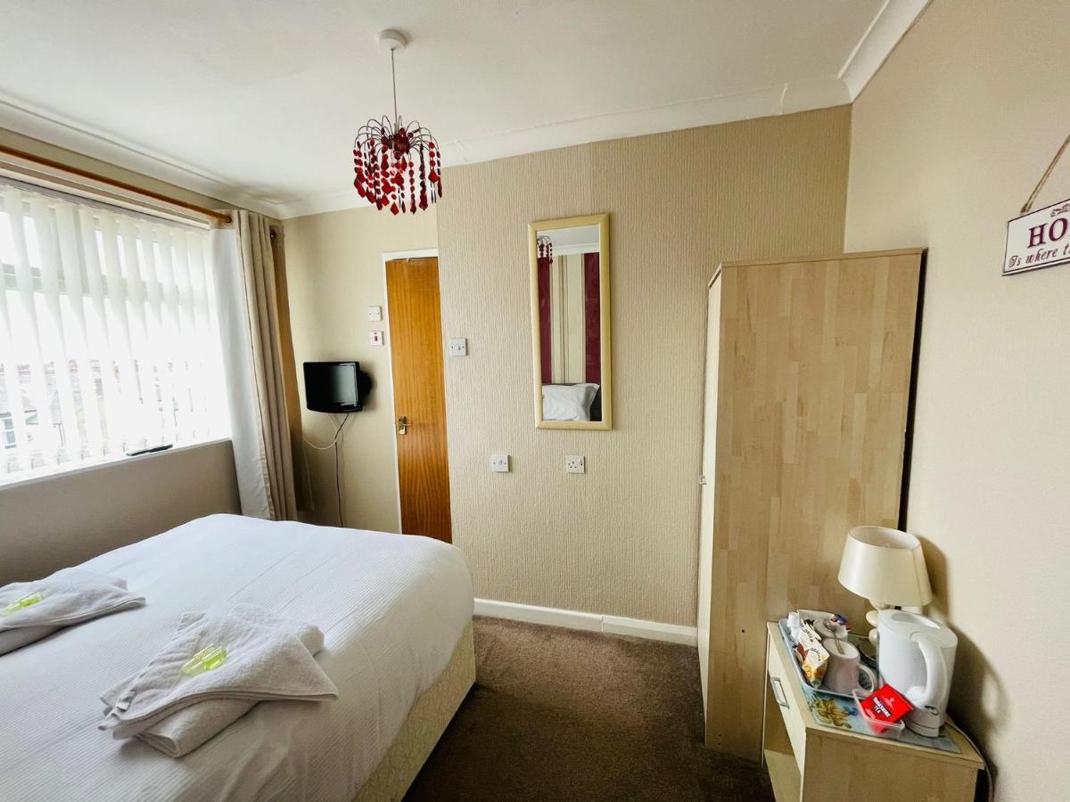 33 Guest house