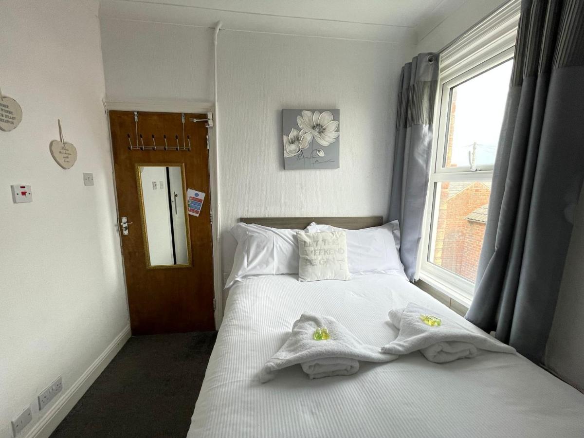 Guest house 33 Blackpool