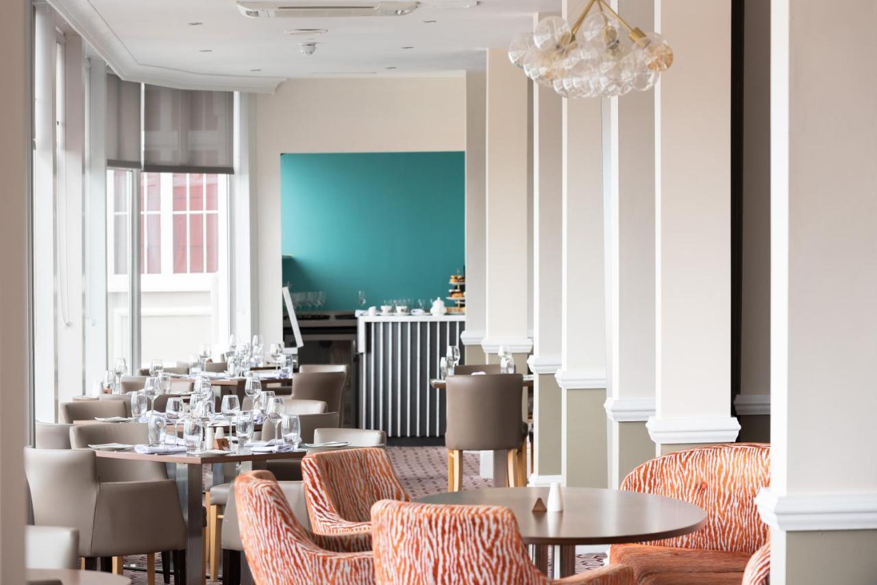 Western Carlton Hotel