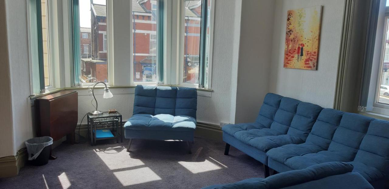 Oakville Apartment