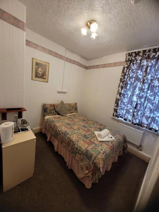 The Woodland Guest house 3*