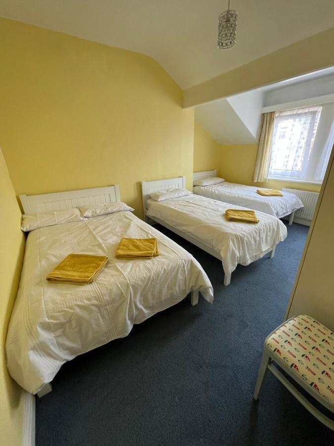 Glenroyd Guest house *