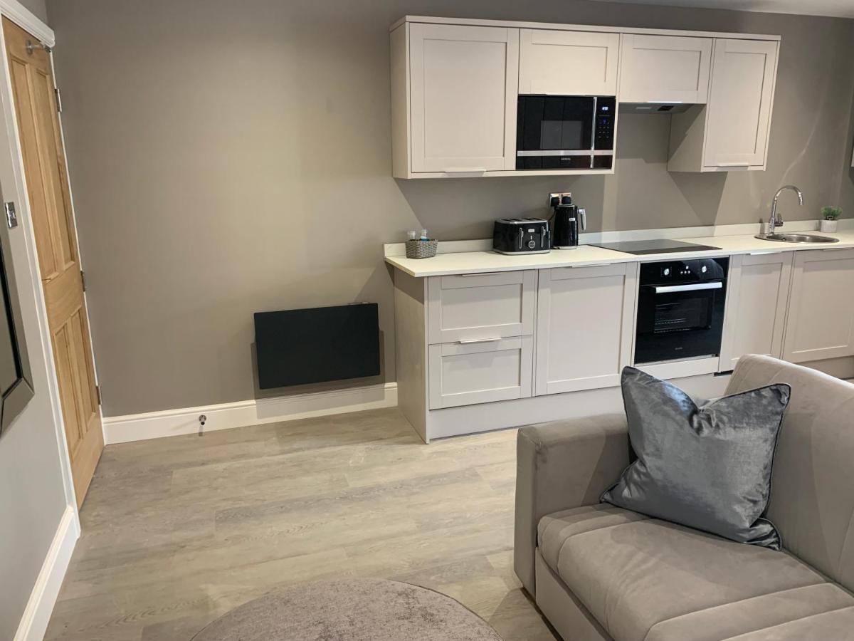 Willshaw For Families Over 25 Only Apartment