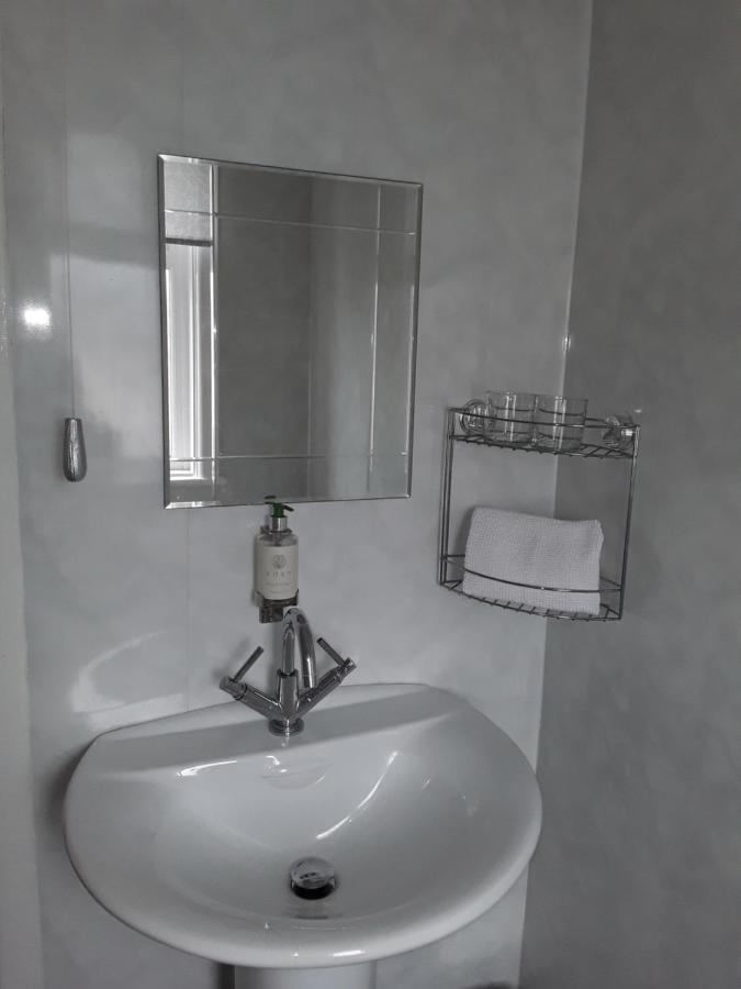 140 Bond 3* Blackpool