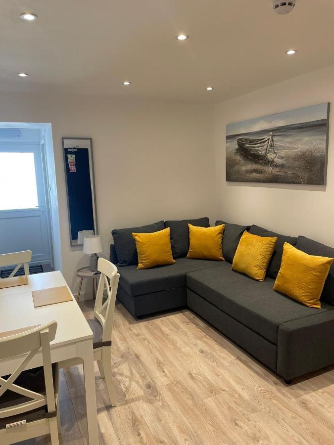 Abode - 20 Bairstow Street Apartment *