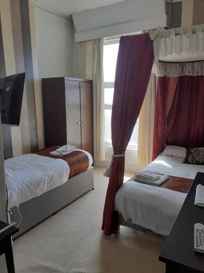 The Coastal Bay 3*