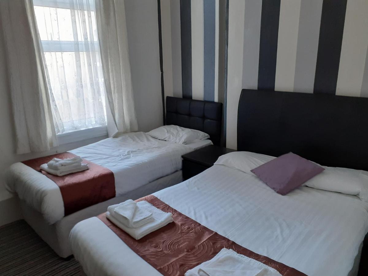 Hotel The Coastal Bay