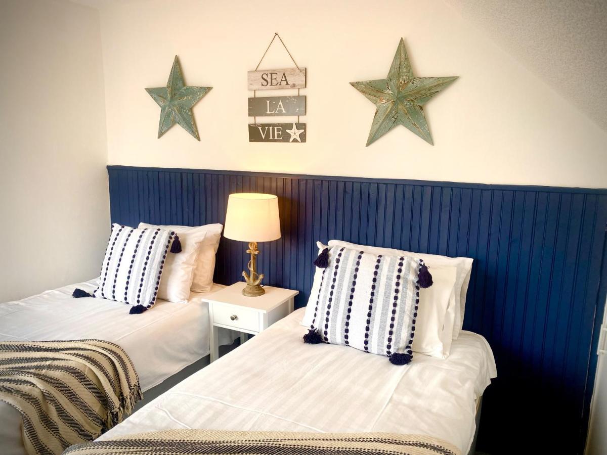 Remarkable 3-bed Hot Tub House In Holiday home Blackpool
