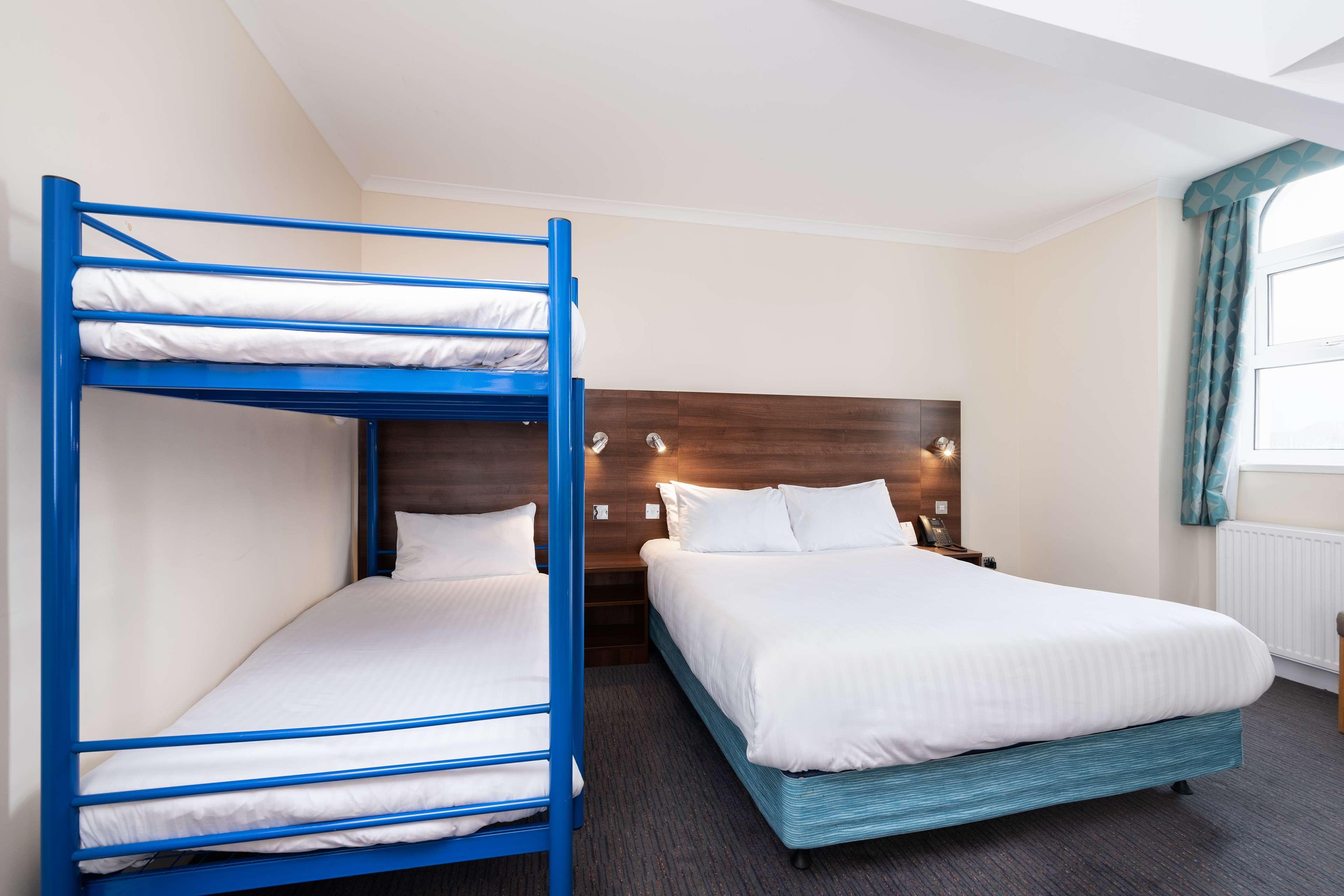 Western Carlton Hotel