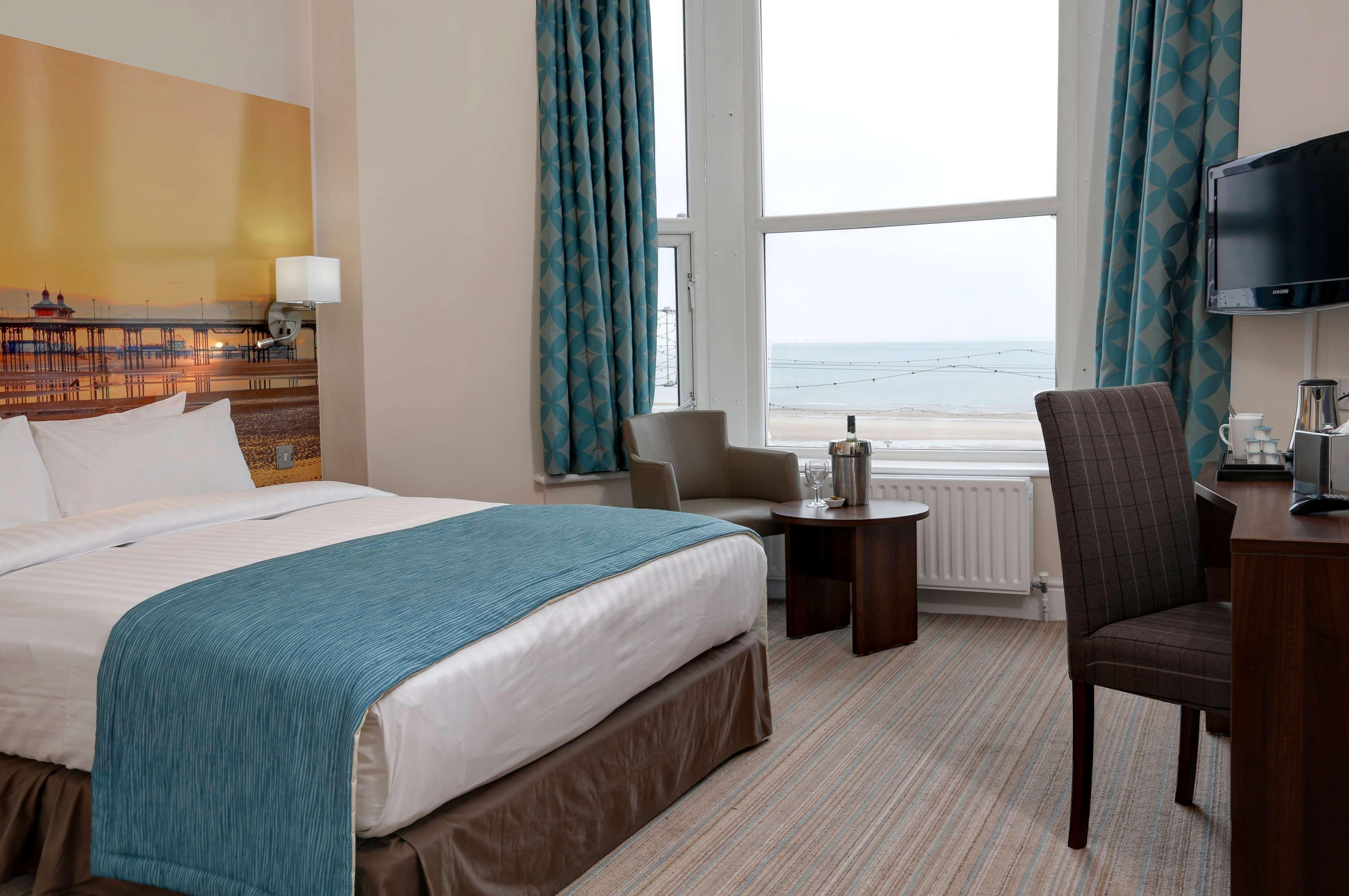 Western Carlton Hotel 3*