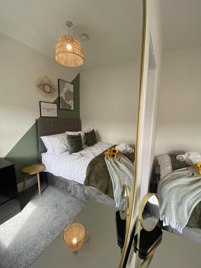 Abode - Vance Road Star House
